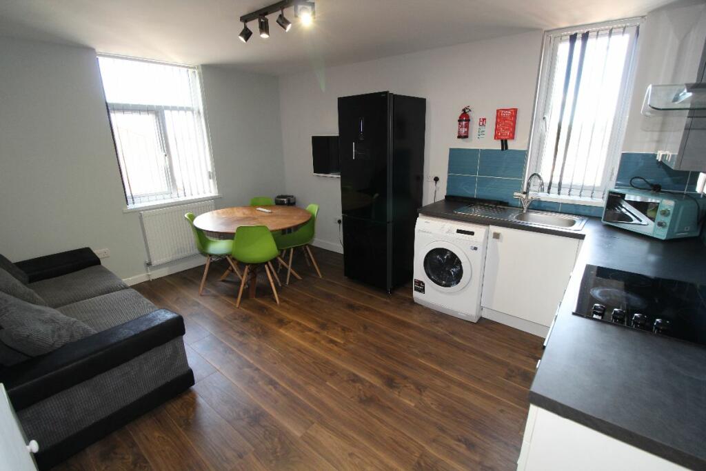 4 bed Apartment for rent in Preston. From North West Homes - Preston 4 bed Apartment for rent in Preston. From North West Homes - Preston