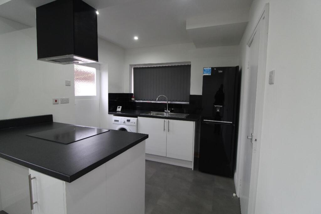 3 bed Mid Terraced House for rent in Fulwood. From North West Homes - Preston