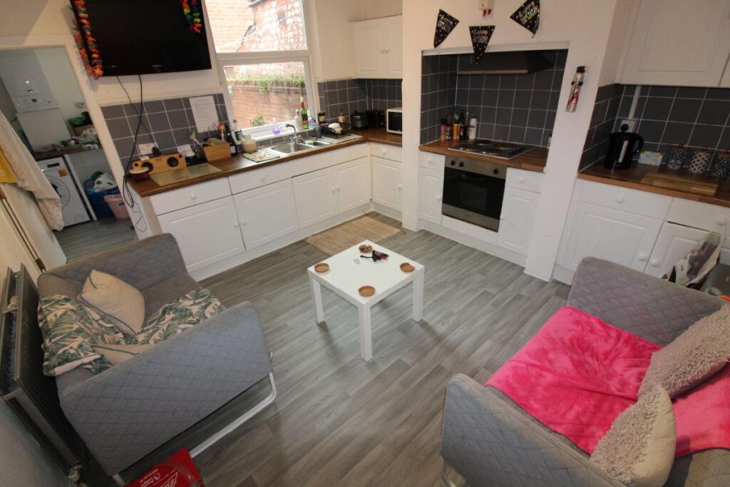 3 bed Mid Terraced House for rent in Preston. From North West Homes - Preston