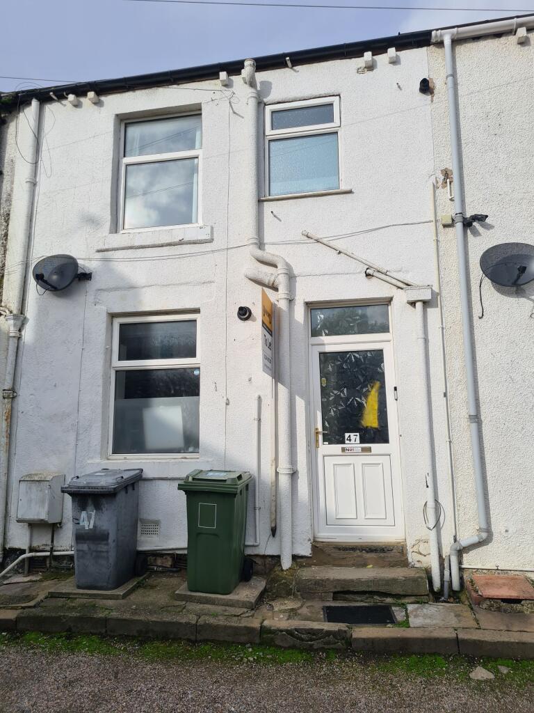 1 bed Mid Terraced House for rent in Batley. From Barford Property - Bradford