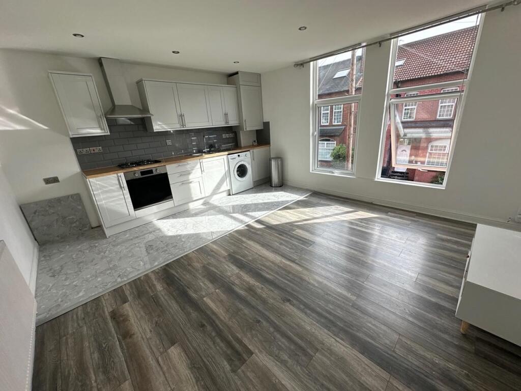 2 bed 1st Floor Flat for rent in Leeds. From Barford Property - Bradford