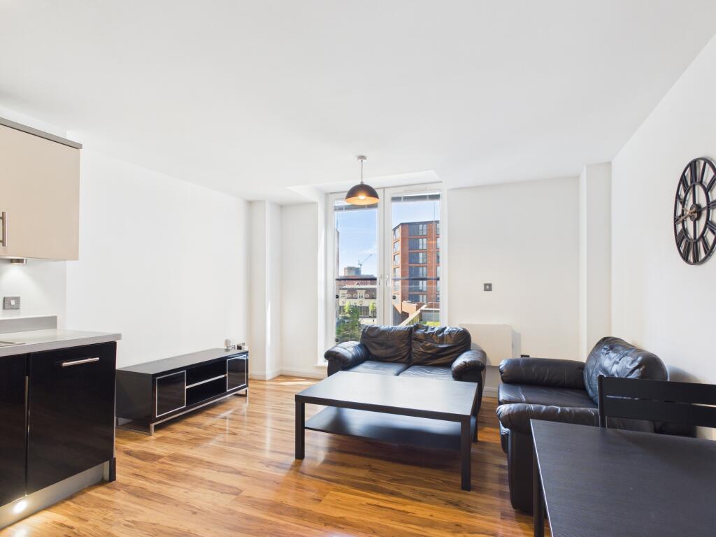 2 bed 1st Floor Flat for rent in Birmingham. From Northwood - Birmingham