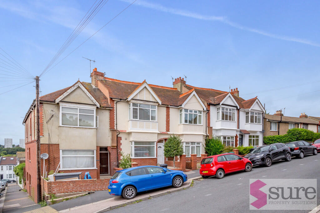 4 bed Mid Terraced House for rent in Ovingdean. From Sure Property Solutions Ltd - Brighton