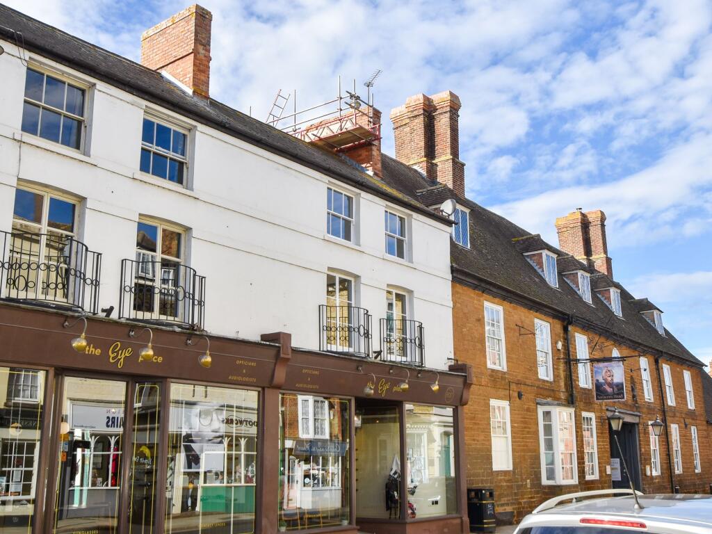 2 bed Apartment for rent in Towcester. From Jackie Oliver & Co. - Towcester