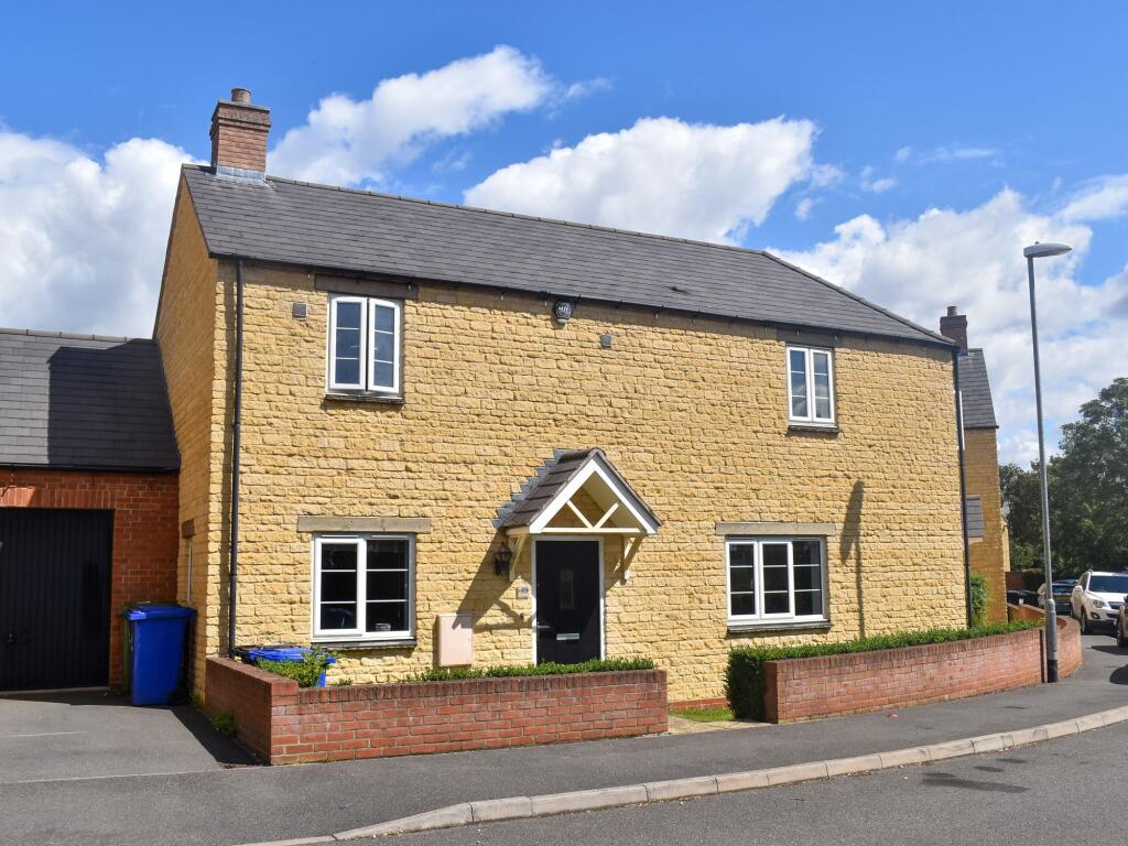 3 bed Semi Detached for rent in Greens Norton. From Jackie Oliver & Co. - Towcester