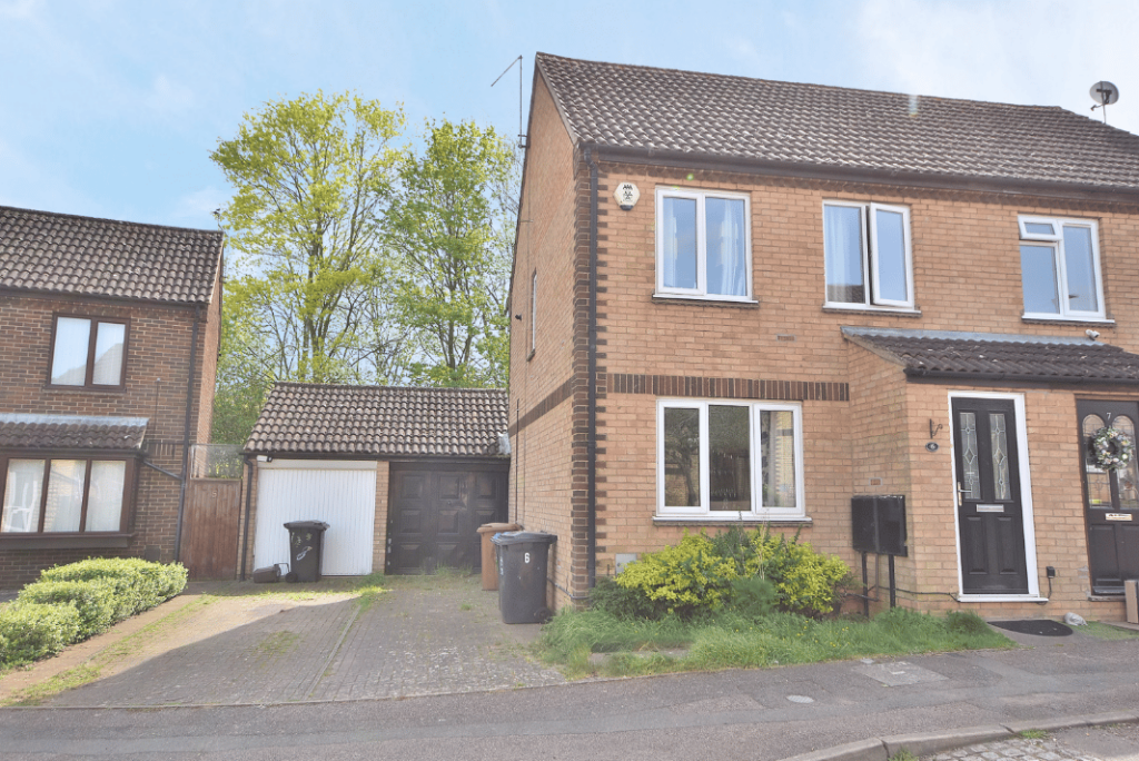 3 bed Semi Detached for rent in Northampton. From Edward Knight Estate Agents - Northampton