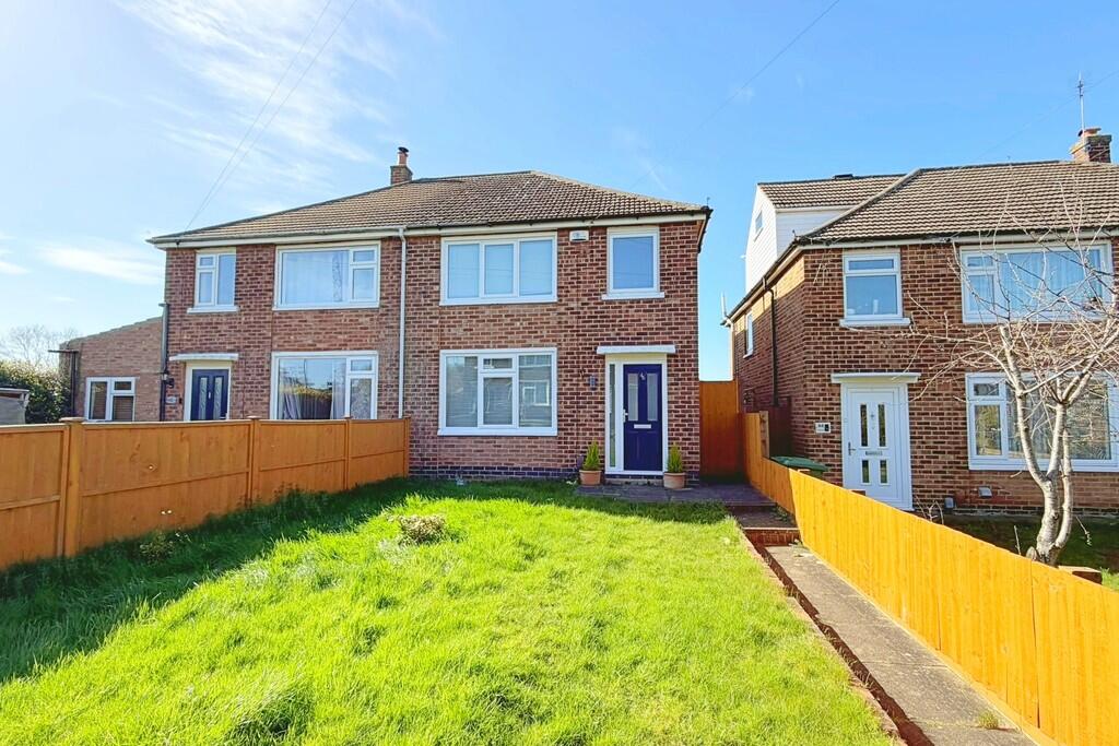 3 bed Semi Detached for rent in Rugby. From Edward Knight Estate Agents - Rugby