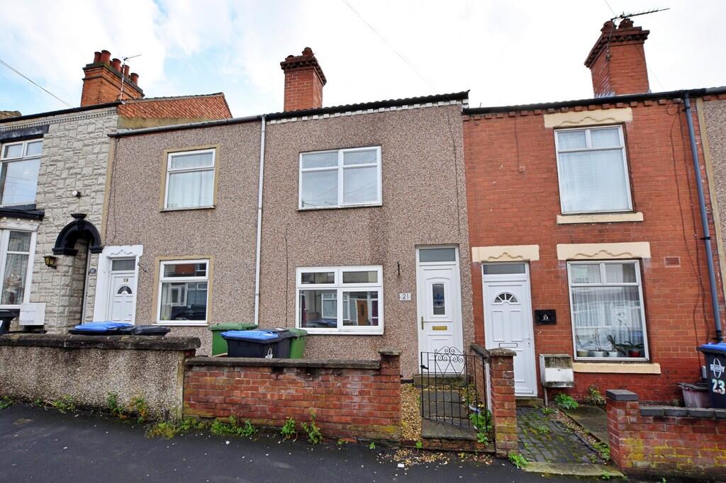 2 bed Mid Terraced House for rent in Rugby. From Edward Knight Estate Agents - Rugby