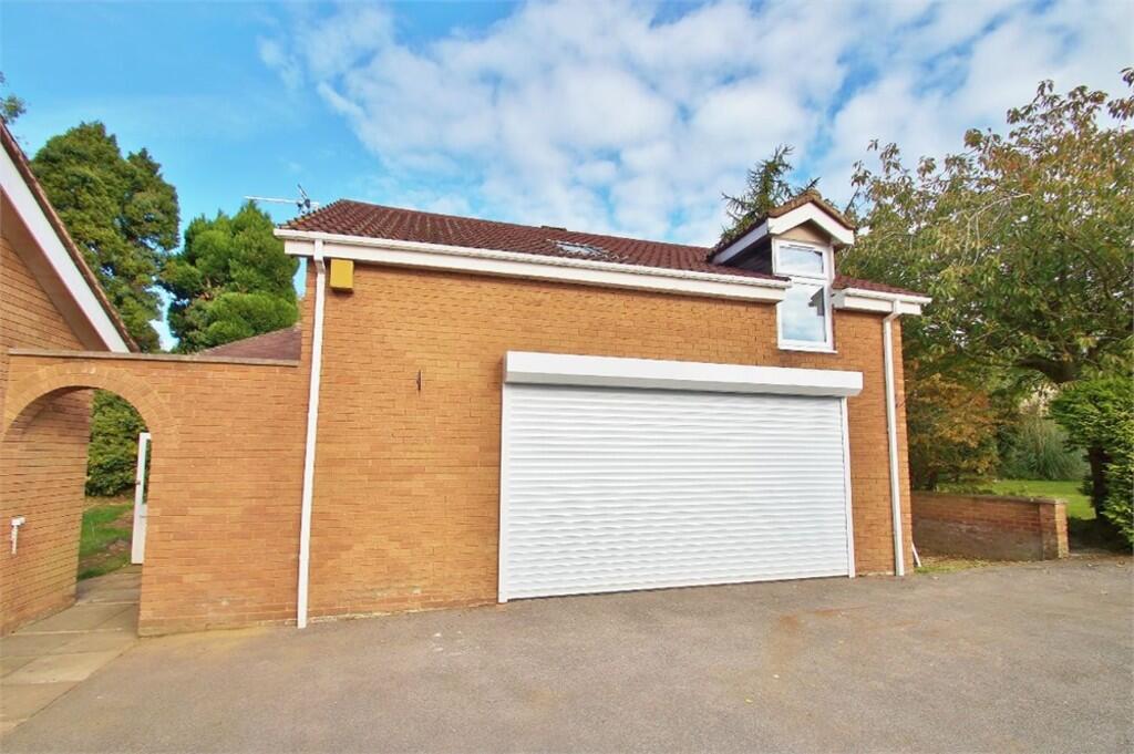 1 bed 1st Floor Flat for rent in Cawston. From Edward Knight Estate Agents - Rugby