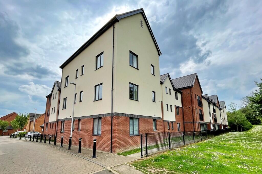 2 bed 1st Floor Flat for rent in Rugby. From Edward Knight Estate Agents - Rugby