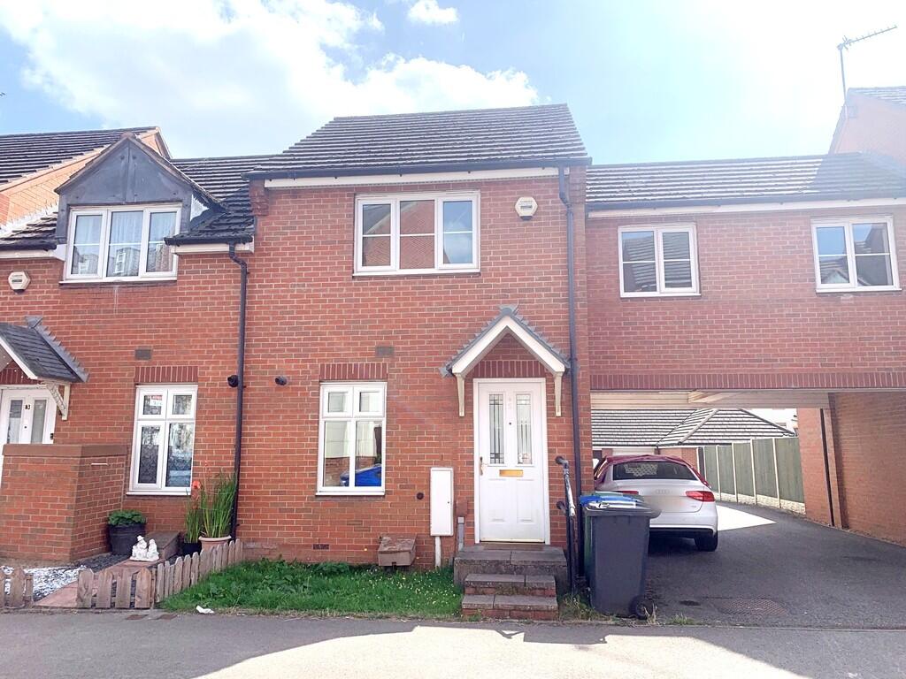 3 bed Mid Terraced House for rent in Rugby. From Edward Knight Estate Agents - Rugby