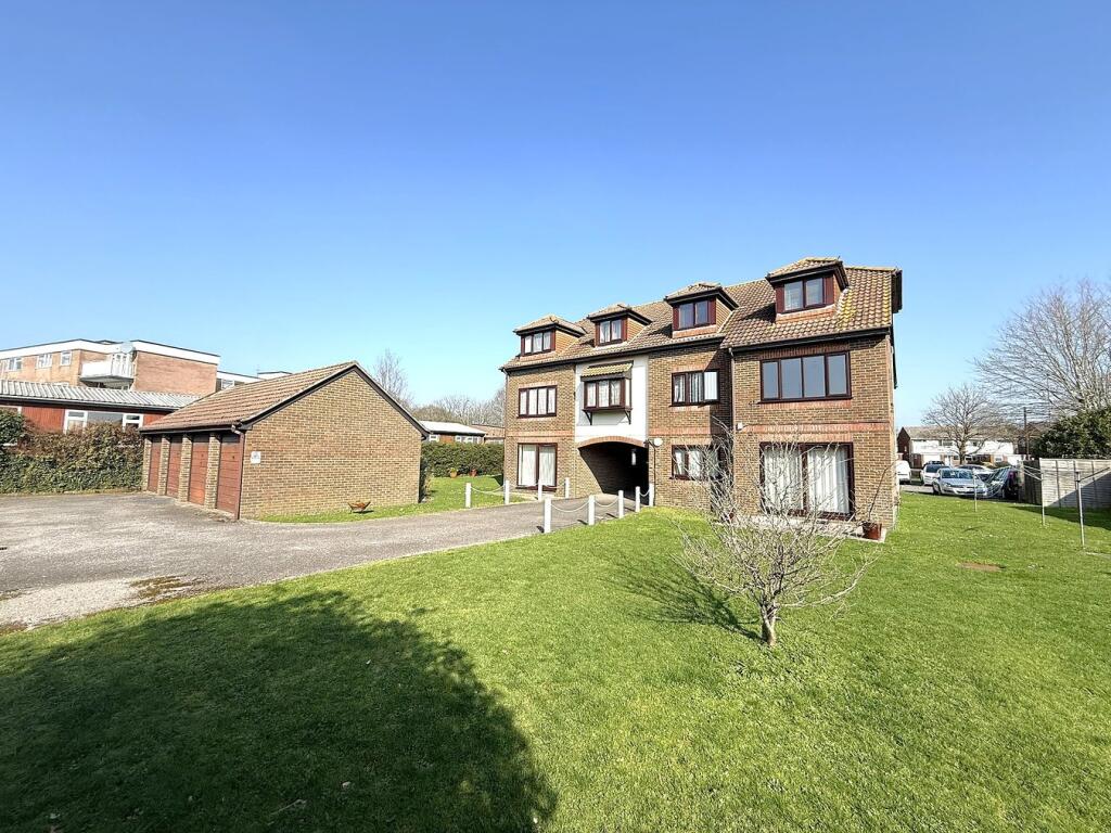 1 bed House (unspecified) for rent in Poole. From Anthony David & Co - Poole