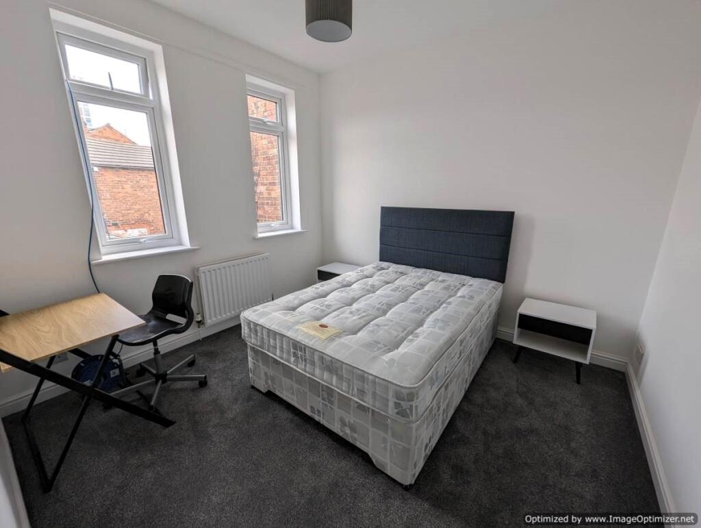 4 bed House Share for rent in Crewe. From Eazy Lett - Crewe