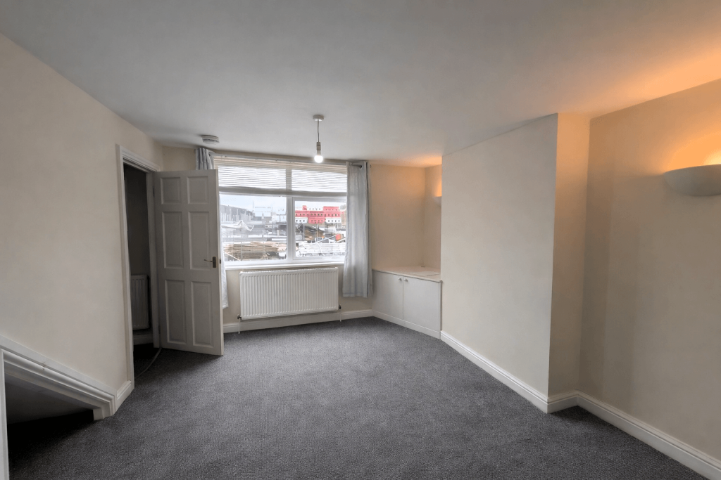 1 bed 1st Floor Flat for rent in Coppenhall Moss. From Eazy Lett - Crewe