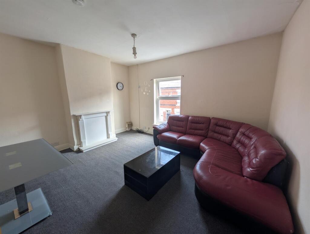 2 bed 1st Floor Flat for rent in Crewe. From Eazy Lett - Crewe 2 bed 1st Floor Flat for rent in Crewe. From Eazy Lett - Crewe