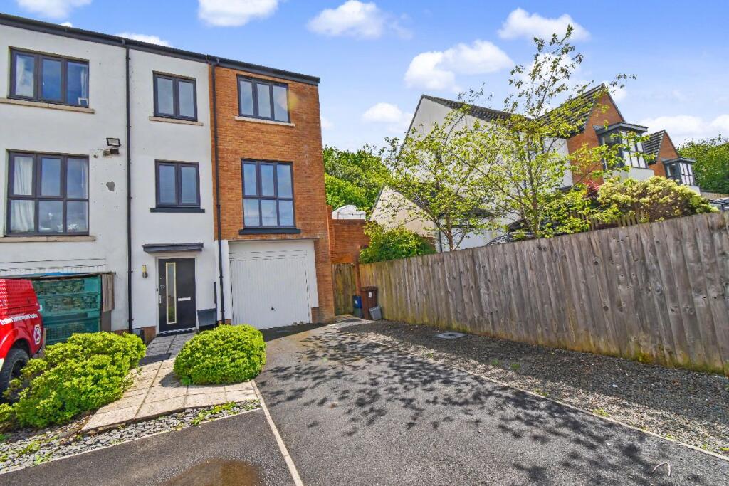 3 bed Mid Terraced House for rent in Okehampton. From Godfrey Short & Squire - Okehampton