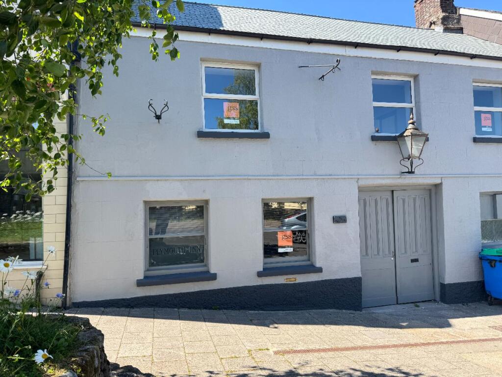 4 bed 1st Floor Flat for rent in Okehampton. From Godfrey Short & Squire - Okehampton