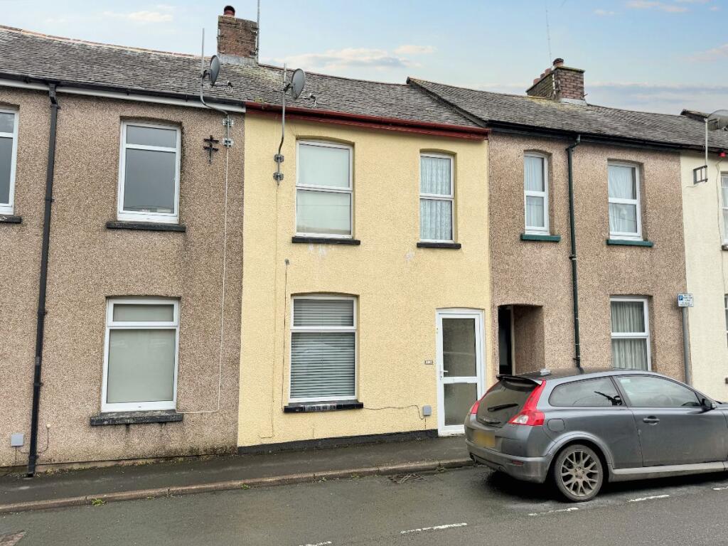 2 bed Mid Terraced House for rent in Okehampton. From Godfrey Short & Squire - Okehampton