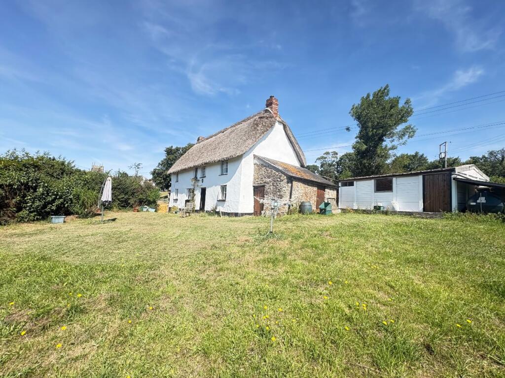 3 bed Detached for rent in Iddesleigh. From Godfrey Short & Squire - Okehampton 3 bed Detached for rent in Iddesleigh. From Godfrey Short & Squire - Okehampton