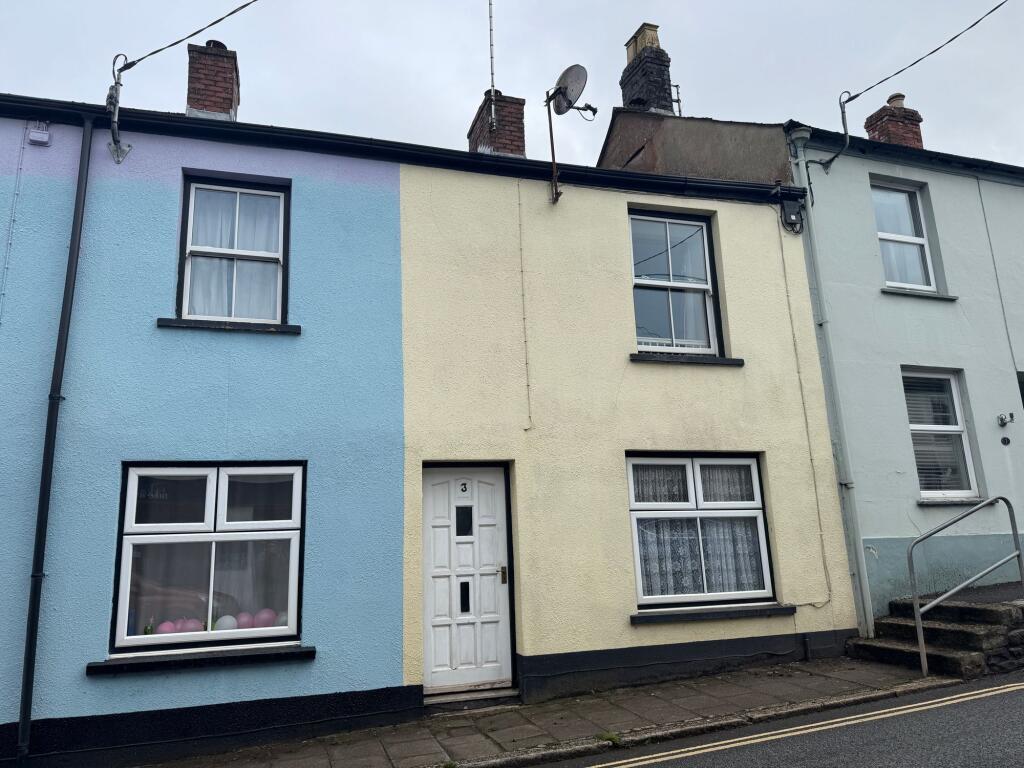 2 bed Cottage for rent in North Tawton. From Godfrey Short & Squire - Okehampton 2 bed Cottage for rent in North Tawton. From Godfrey Short & Squire - Okehampton