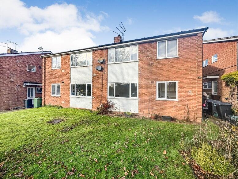 2 bed 1st Floor Flat for rent in Harpenden. From Allsopp Estate Agents - Harpenden