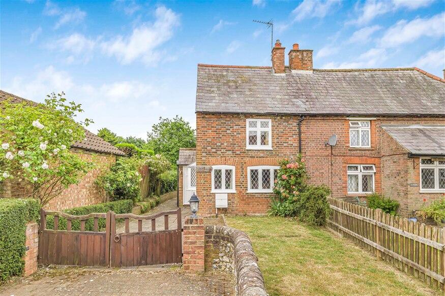 2 bed Semi Detached for rent in Flamstead. From Allsopp Estate Agents - Harpenden