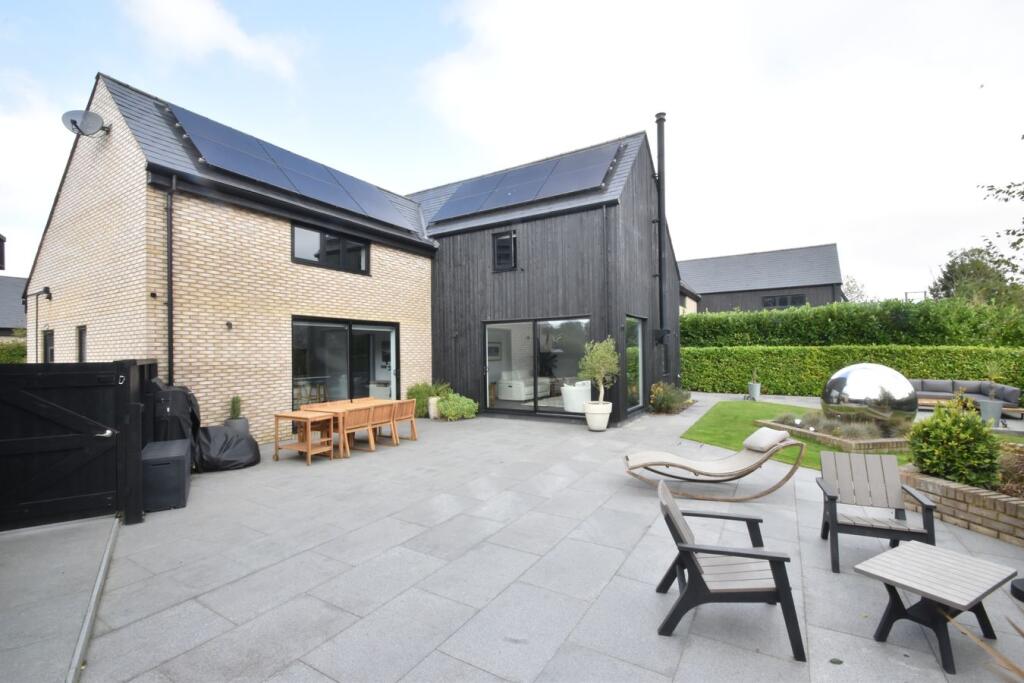 4 bed Detached for rent in Kingswood. From Philip Jarvis Estate Agents - Lenham 4 bed Detached for rent in Kingswood. From Philip Jarvis Estate Agents - Lenham