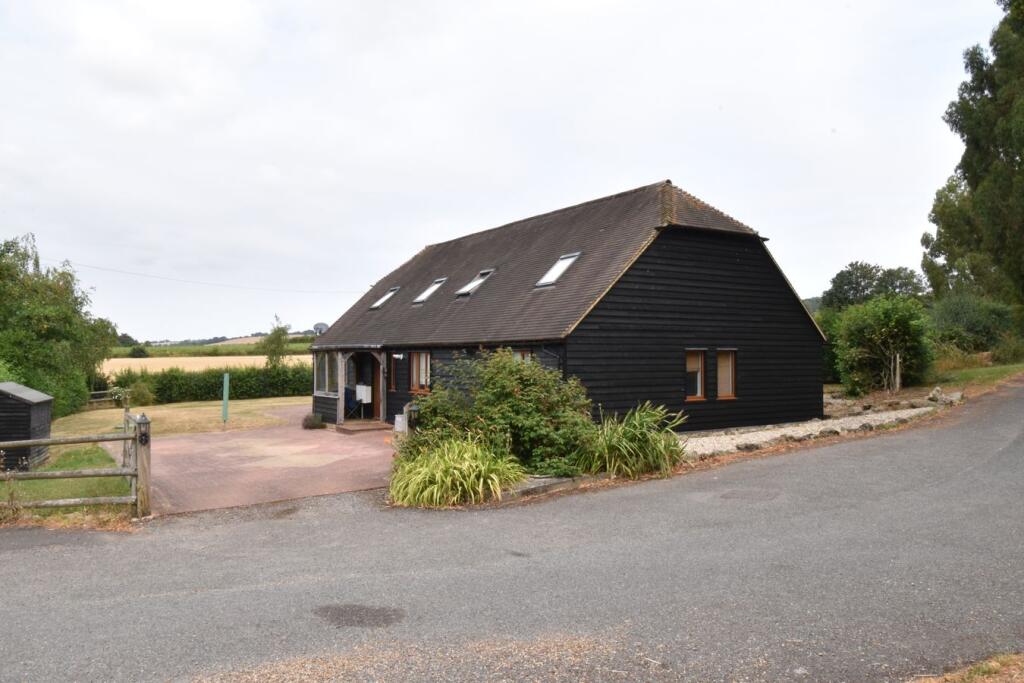 3 bed Detached for rent in Lenham. From Philip Jarvis Estate Agents - Lenham 3 bed Detached for rent in Lenham. From Philip Jarvis Estate Agents - Lenham