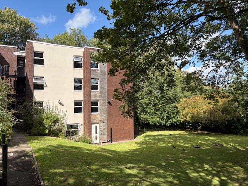 1 bed 1st Floor Flat for rent in Leeds. From Castlehill - Headingley