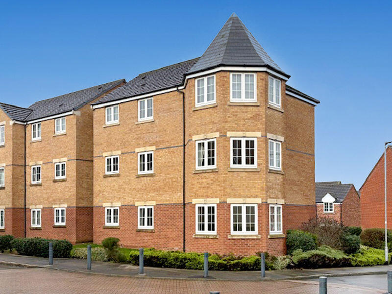 2 bed 1st Floor Flat for rent in Troydale. From Castlehill - Headingley