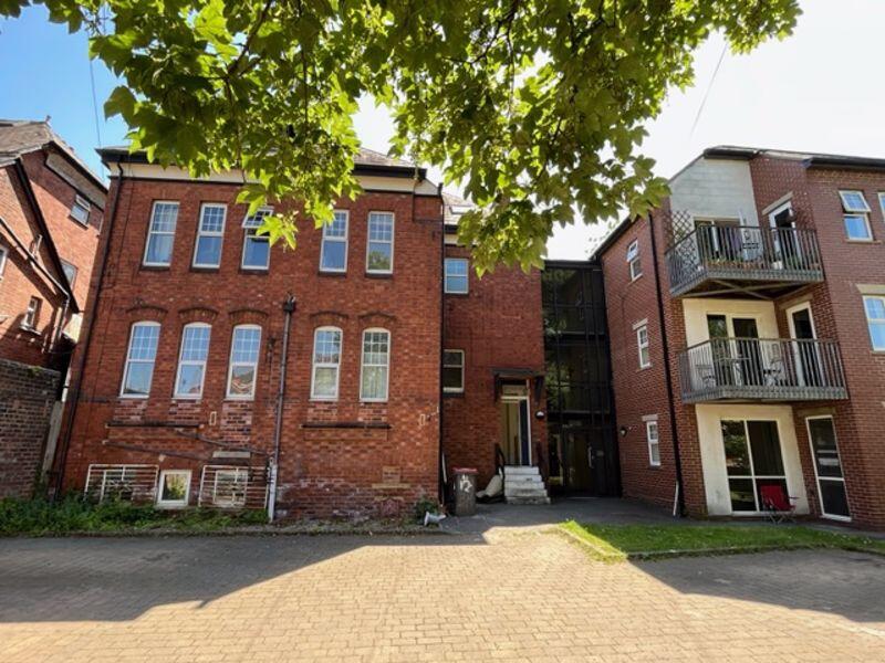 2 bed 1st Floor Flat for rent in Leeds. From Castlehill - Headingley