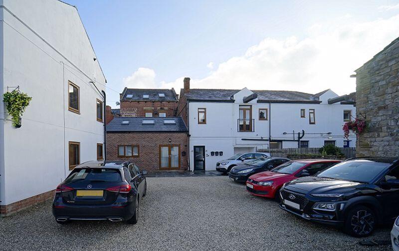 1 bed 1st Floor Flat for rent in Leeds. From Castlehill - Headingley