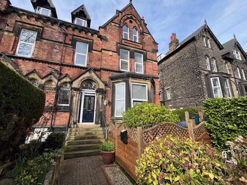 2 bed 1st Floor Flat for rent in Leeds. From Castlehill - Headingley