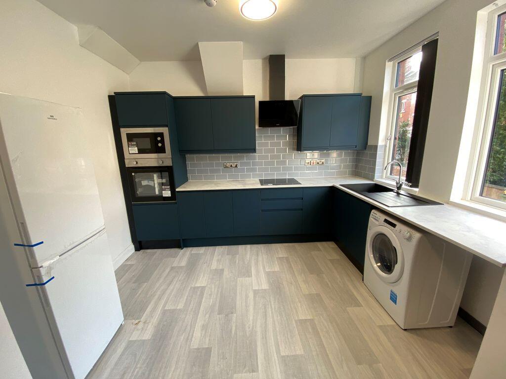 1 bed Apartment for rent in Leeds. From Castlehill - Headingley