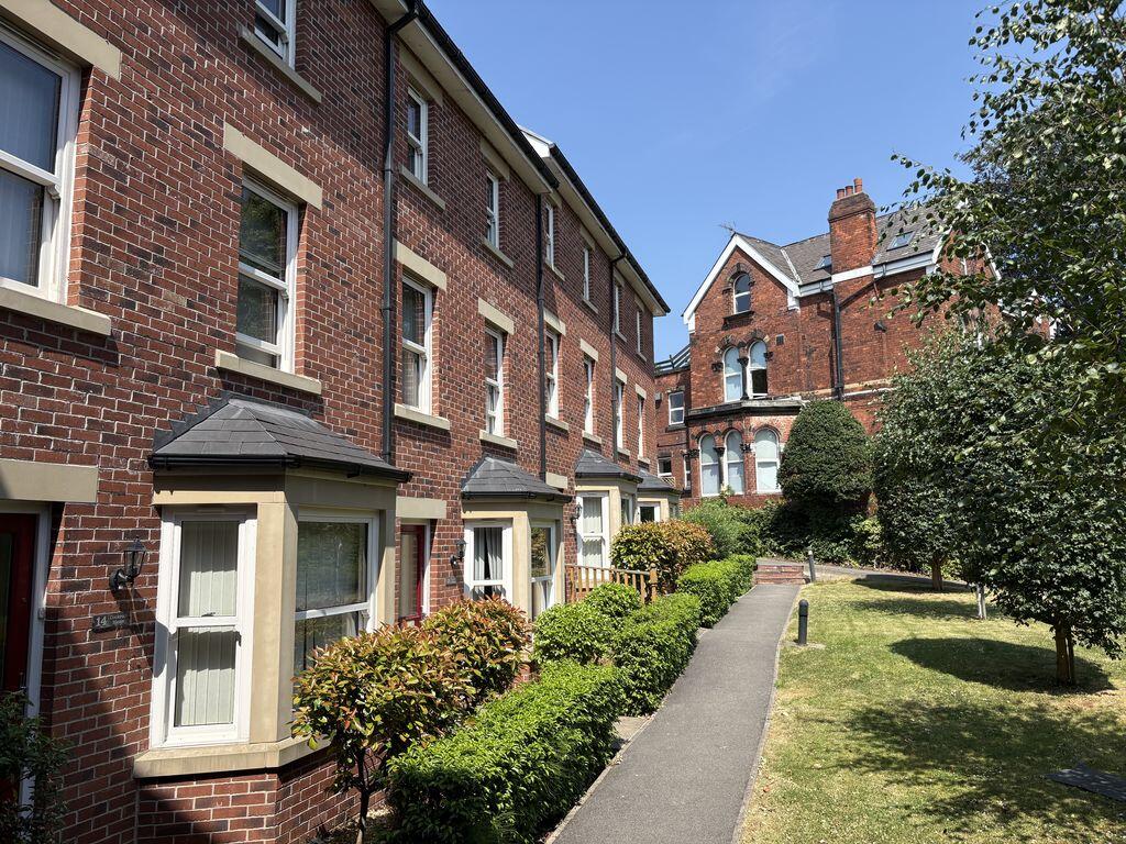 4 bed Town House for rent in Leeds. From Castlehill - Headingley 4 bed Town House for rent in Leeds. From Castlehill - Headingley