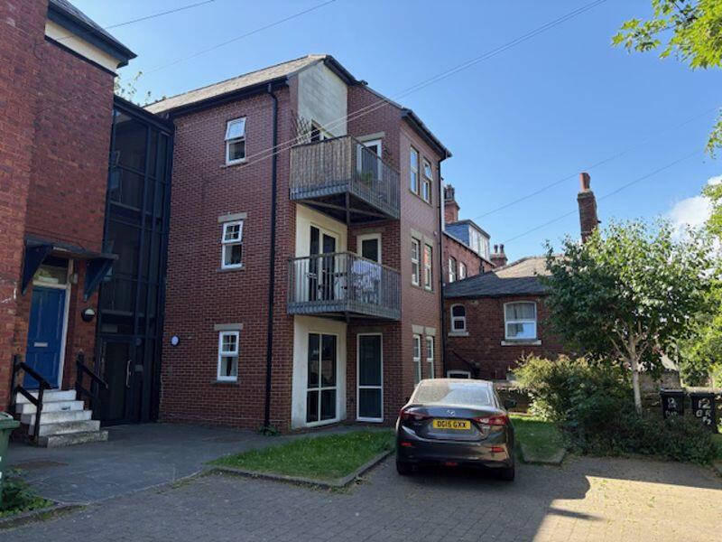 2 bed House (unspecified) for rent in Leeds. From Castlehill - Headingley