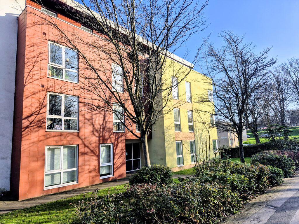 2 bed 1st Floor Flat for rent in Leeds. From Castlehill - Headingley