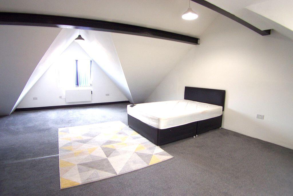 2 bed Duplex for rent in Leeds. From Castlehill - Headingley 2 bed Duplex for rent in Leeds. From Castlehill - Headingley