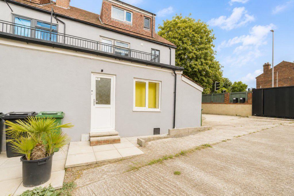 2 bed Duplex for rent in Leeds. From Castlehill - Headingley 2 bed Duplex for rent in Leeds. From Castlehill - Headingley