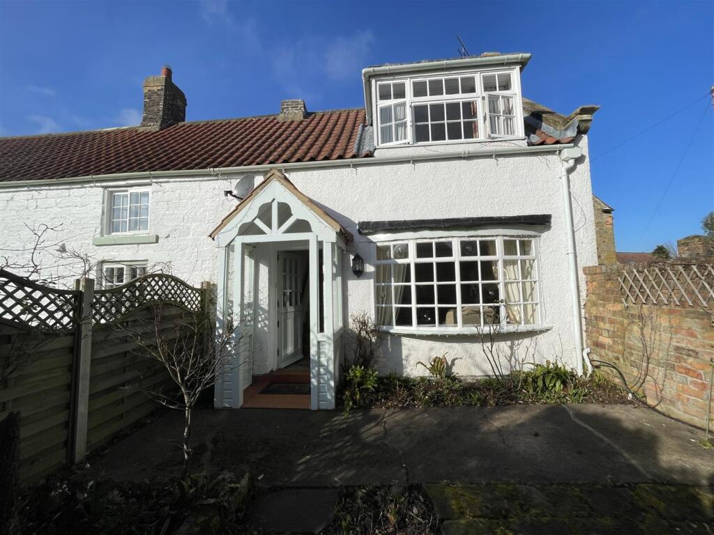 2 bed Cottage for rent in Scalby. From Ellis Hay - Scarborough