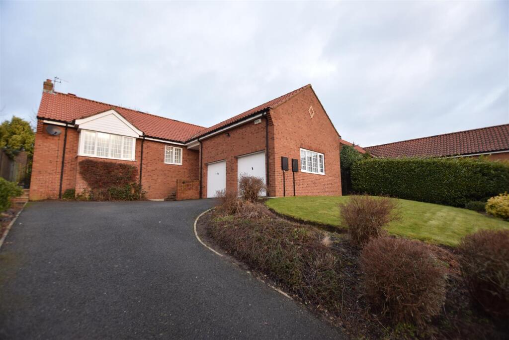 3 bed Detached bungalow for rent in East Ayton. From Ellis Hay - Scarborough