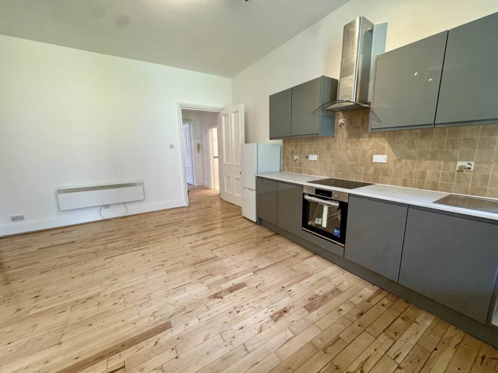 1 bed 1st Floor Flat for rent in Yeadon. From Lets Live Leeds - Leeds