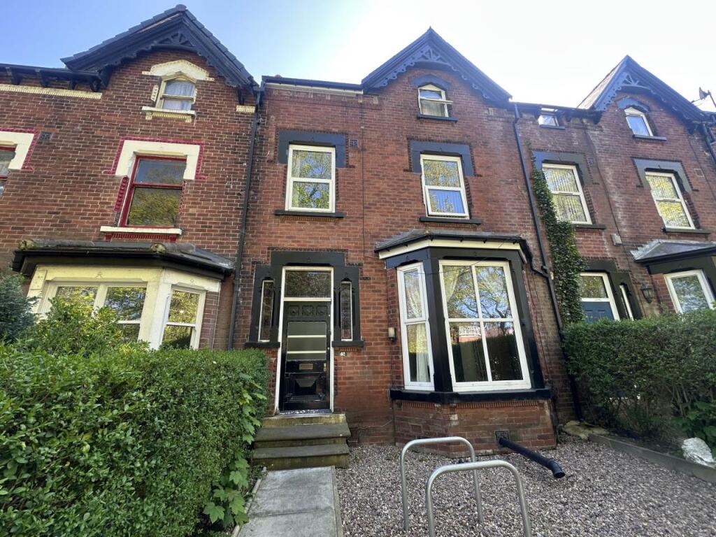 1 bed House Share for rent in Leeds. From Lets Live Leeds - Leeds