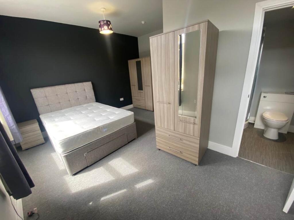 1 bed House Share for rent in Leeds. From Lets Live Leeds - Leeds