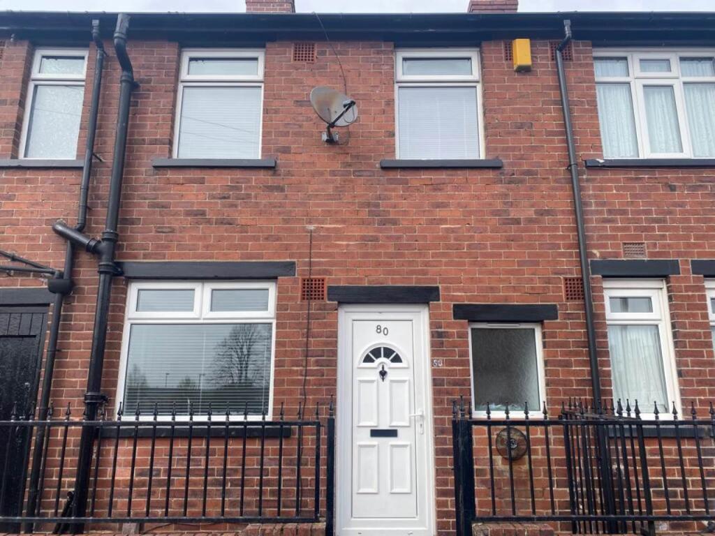 3 bed Mid Terraced House for rent in Leeds. From Lets Live Leeds - Leeds