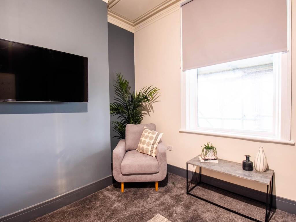 1 bed House Share for rent in Leeds. From Lets Live Leeds - Leeds