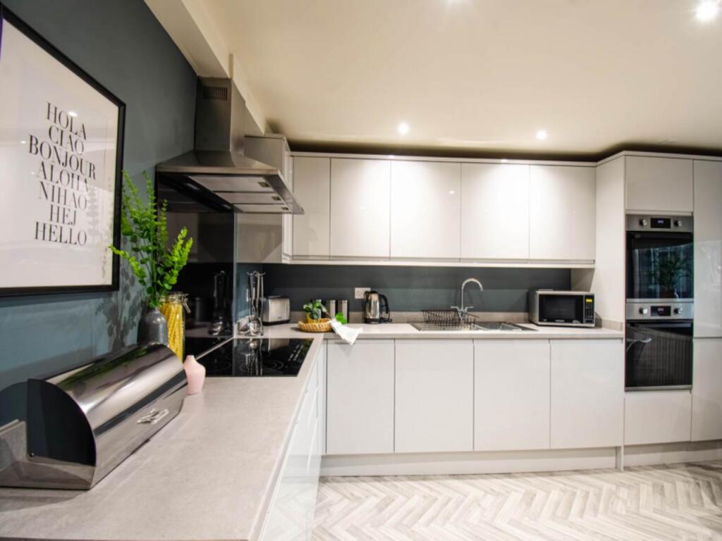 1 bed House Share for rent in Pudsey. From Lets Live Leeds - Leeds