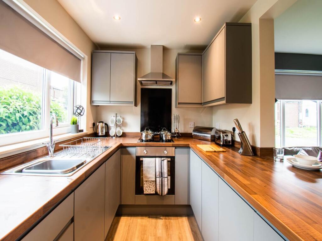 1 bed House Share for rent in Troydale. From Lets Live Leeds - Leeds