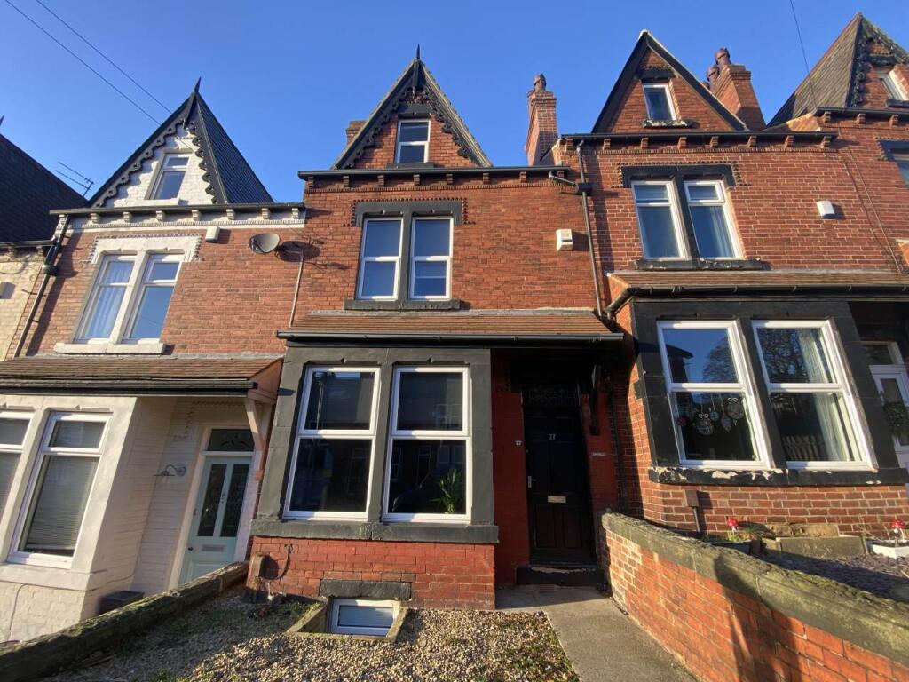 6 bed House Share for rent in Leeds. From Lets Live Leeds - Leeds