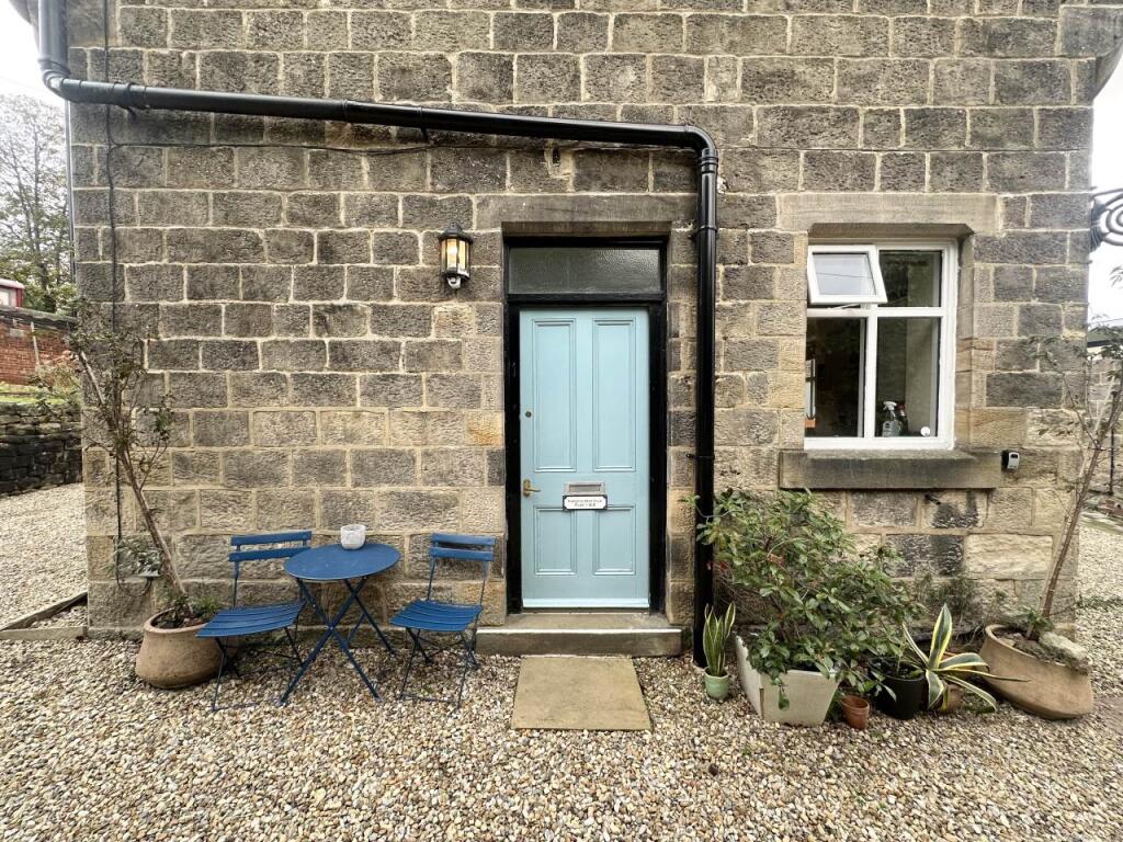 1 bed 1st Floor Flat for rent in Leeds. From Lets Live Leeds - Leeds 1 bed 1st Floor Flat for rent in Leeds. From Lets Live Leeds - Leeds